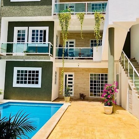 Homecancun Luaran gambar
